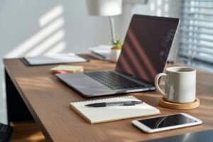 pc e scrivania ufficio