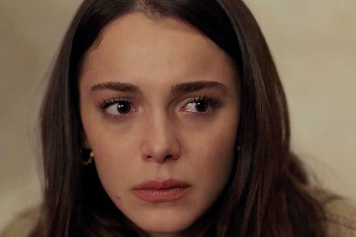 Malek, in una scena della soap La notte nel cuore