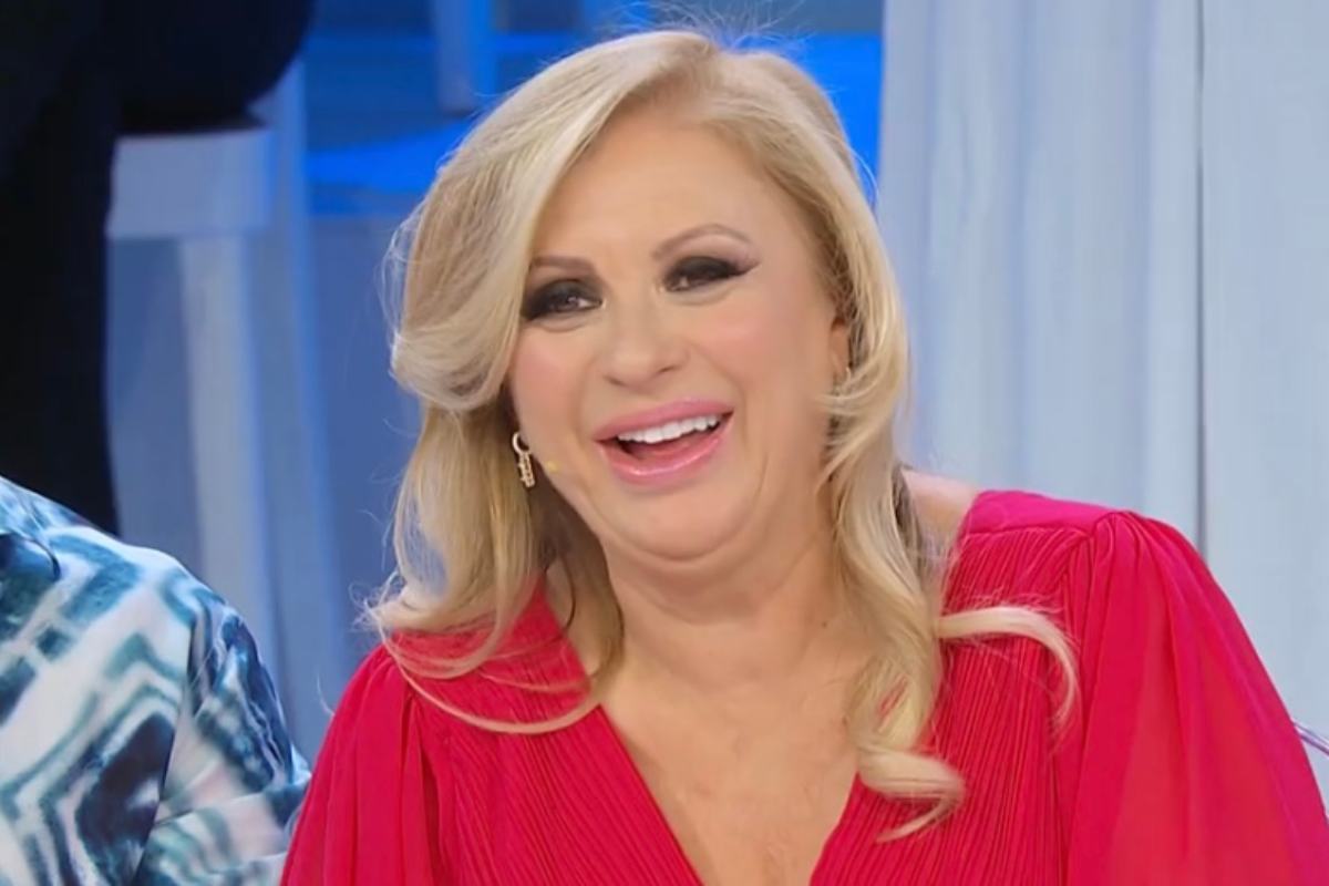 Tina Cipollari sorridente